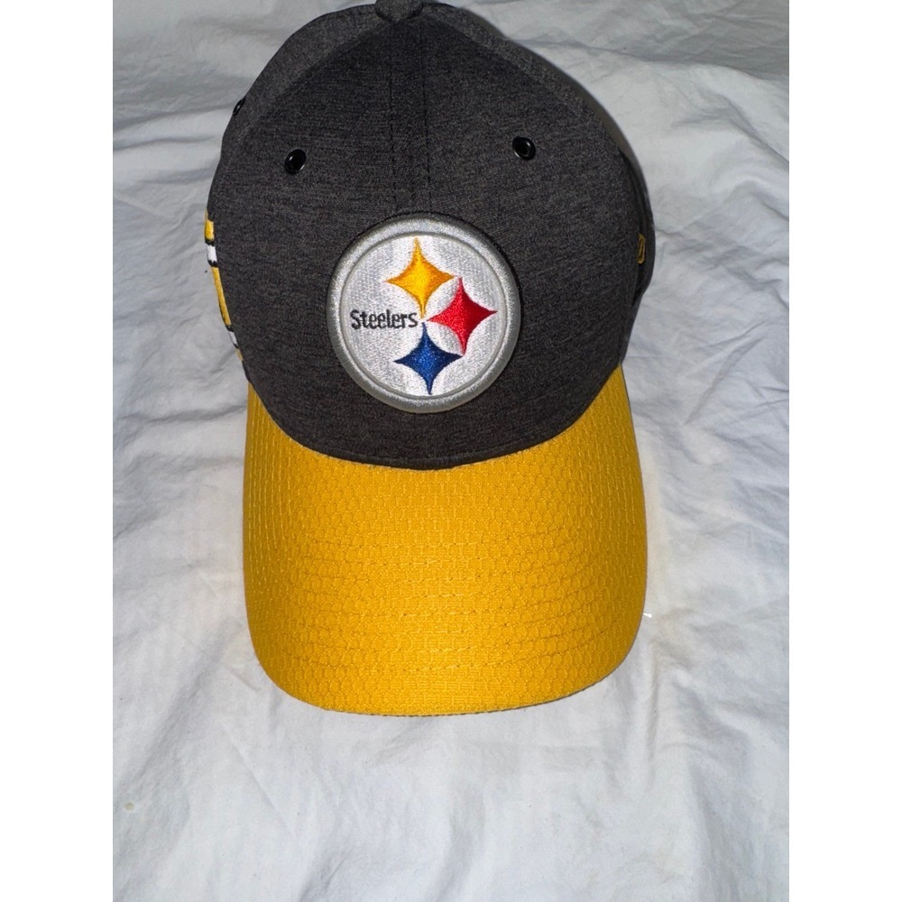 Pittsburgh Steelers gray hat patch front with yellow and black side detail 39th